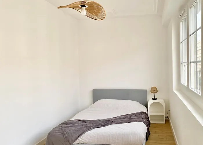 Beautiful T2 Tastefully Renovated Terrace - Madeleine Διαμέρισμα Ανζέρ